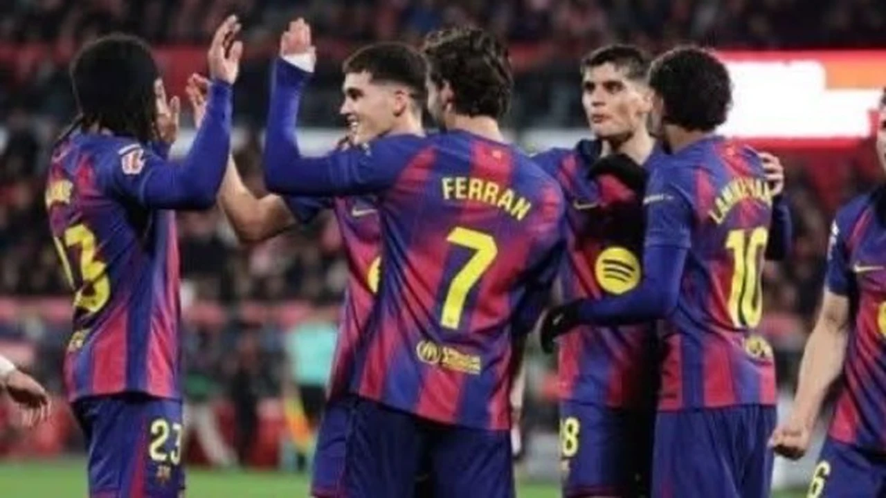 بعد الفوز على سيلتا فيجو.. 10 نقاط يحتاجها برشلونة لحصد لقب الدوري؟